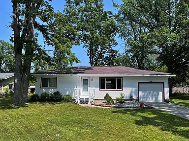 2 -Bedroom Single family home in Bay City