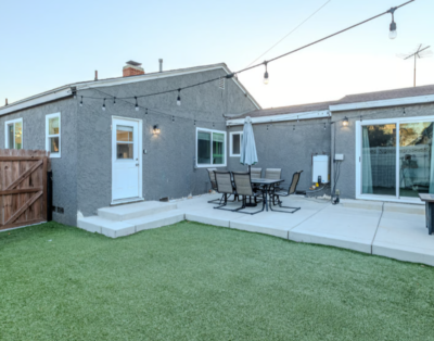 Updated 4 BD Home – Family Friendly – Backyard