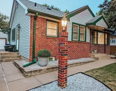 Vibrant 4- Bedroom in Lincoln