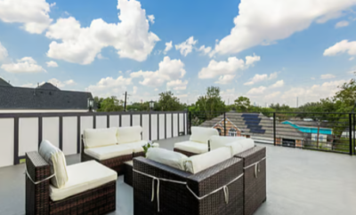 Luxury Stay w/ Rooftop Terrace – Med Ctr/Downtown