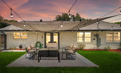 Beautiful home in a desirable neighborhood.