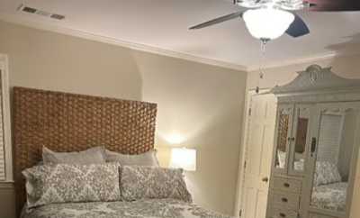 Upper Unit Sandy Springs/ Pill Hill/ Buckhead hom