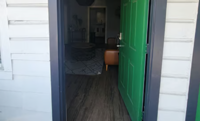 Endearing 2 bd/1 bth apartment available now