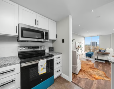 1Bd/1Bth High Rise Condo in downtown Houston