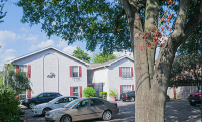 Gorgeous Mid-Town 2-Bedroom Condo – Fully Furnished