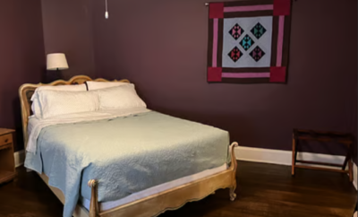 Intown Artist Bungalow on quiet street